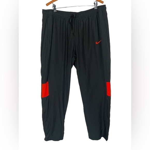 Nike Dry Fit Track Pants Athletic Snap Size XL Drawstring Pull on - Picture 1 of 6